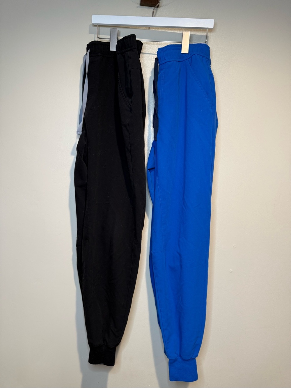 Figs Tansen Jogger - 2 Pairs Scrub Pants Medium Mens